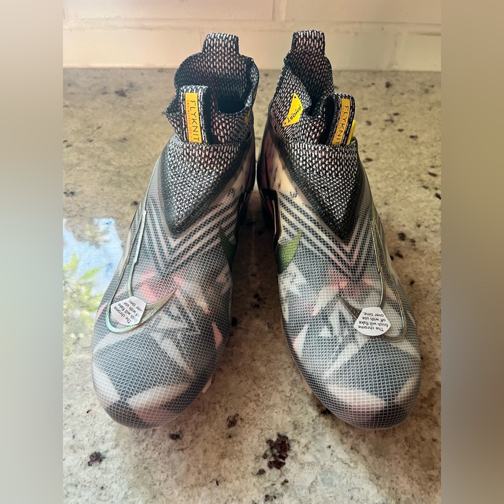 Nike flyknit alpha cleats